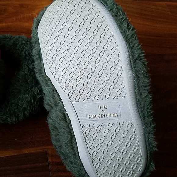 Dinosaur slippers - Picture 2 of 2